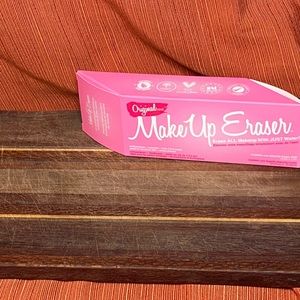 Make Up Eraser
